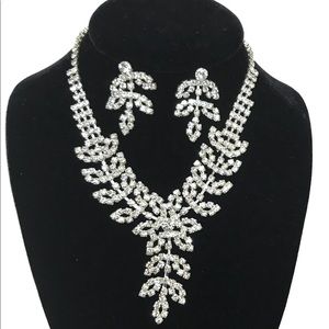 Crystal & Rhinestone Leaf Necklace Set